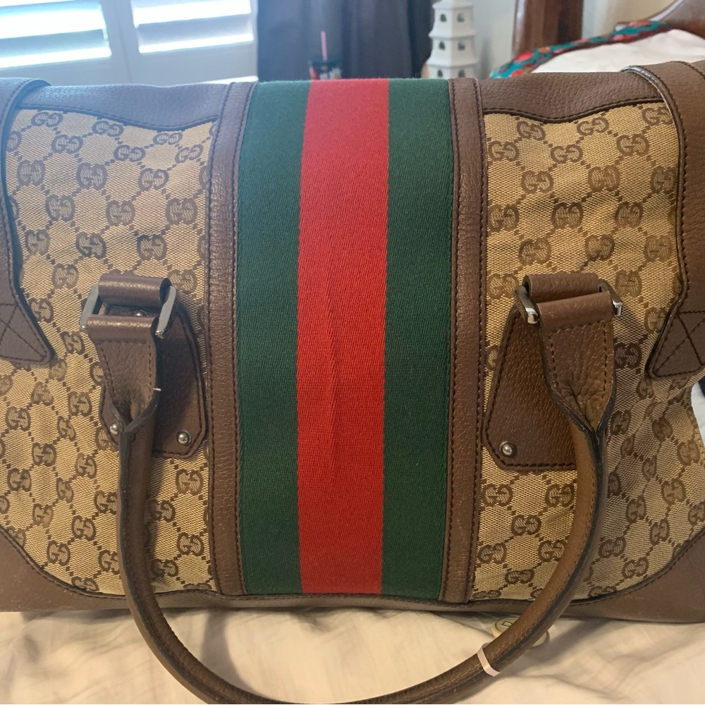 Authentic Gucci Brown and Green with Signature Style Bag